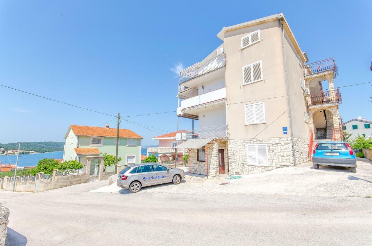 Apartment Ljubica Okrug Gornji Eksteriør bilde